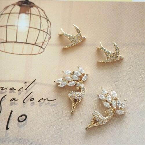 10pcs/lot Christmas Swallow elk Zircon Nail Art Crystals nail jewelry Rhinestone nails accessories supplies decorations charms