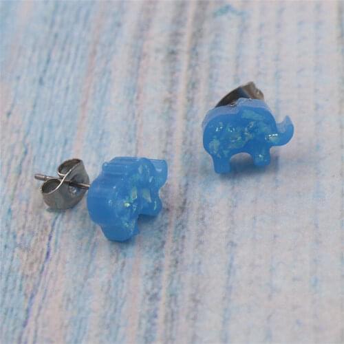 L9cylhe Stud Earrings
