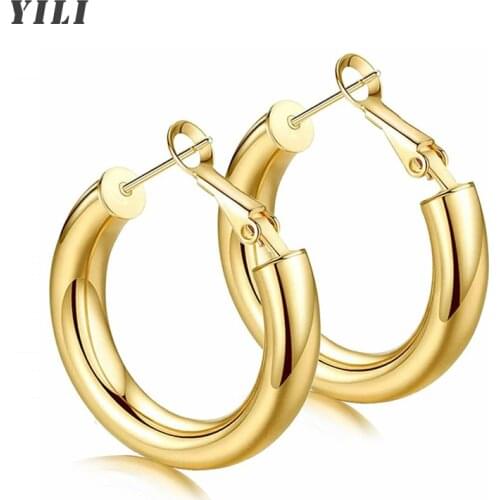 2021 New Thick Hoop Earrings Lightweight Chunky Gold Hoops Earrings 14K Gold Plated Large Circle Earring for Women Girls