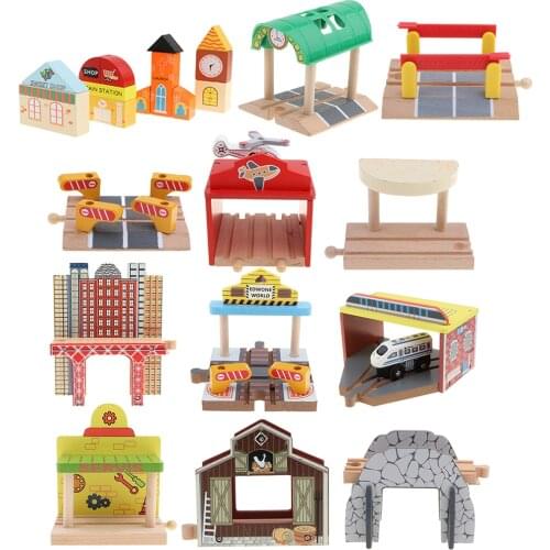 Wooden Train Track Accessories Set Railway Station / Viaduct / House Assembly Building Toy for Kids Toddlers