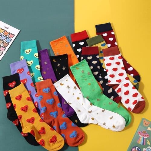 Glowing Future 5 Pairs Womens Socks Fashion Kawaii Cute Cotton Crew Female Sokken Love Star Harajuku Printed Retro Couples Sox