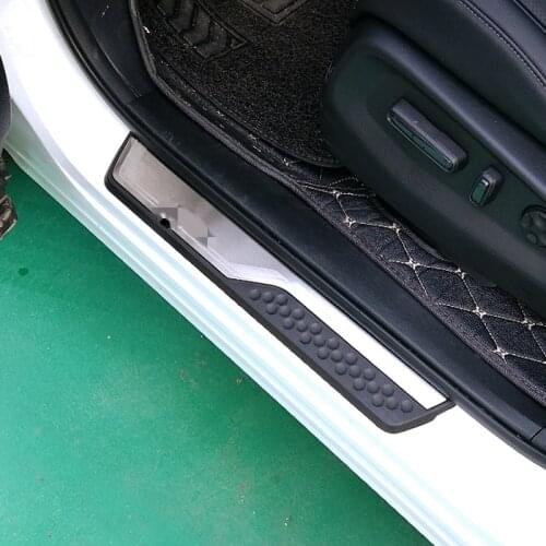 For Honda CRV 2017-19 2021 models welcome pedal threshold strip Plastic protection car door sill strips Auto parts decoration