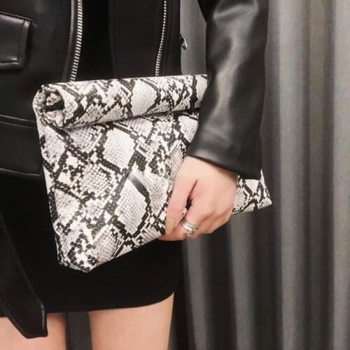 HUIDUOSIRUI Women's Clutch Envelopes