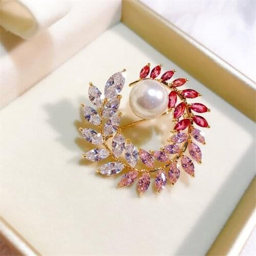 Elegant Wreath Brooches Women Wedding Broaches for Bridal Banquet Costume Brooch Pin Luxury Jewelry Accessories Christmas Gift