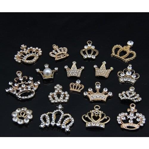 10Pcs Crown Shaped Nail Charm Luxury Crystal Piercing Rhinestones For Nail Accessories Fashion Crown Designer Charm In Bulk