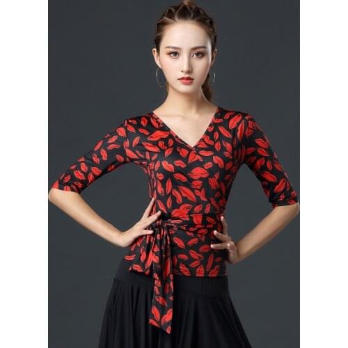 Latin Dance Tops Women Ballroom Shirts Red Lips Print V-Neck Samba Rumba Tango Dancing Practice Clothes Performing Wear DNV13854
