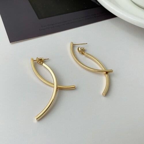 2021 New Simple Metal Line Cross Earrings