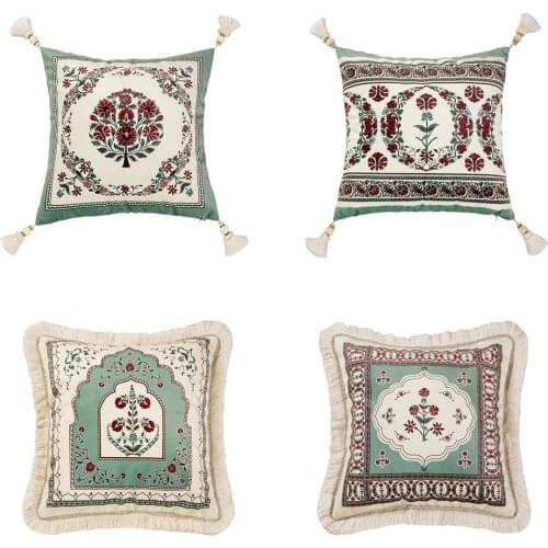 Vintage Pack of 2 Throw Pillow Cover Super Soft Velvet Cushion Cover with Red Floral Pattern for Couch Sofa Case Only No Insert