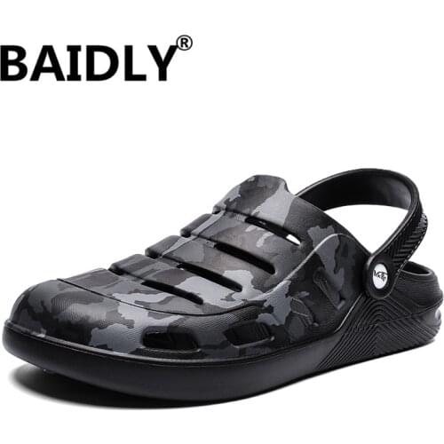 Summer Sandals Men Slippers Lightweight Jelly Man Message Shoes Breathable Hole Beach Sandals Flat Male Unisex Casual Slippers