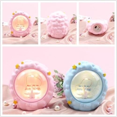 Resin Paper Crane Night Light Aesthetic Room Decor Figurine Star Lights Kids Girl Bedroom Kawaii Accessories Bedside Table Lamp