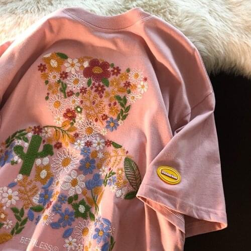100% Cotton Top T-shirt Female Niche Wild Cute Flower Bear Short-sleeved Half-sleeved Loose Oversized T-shirt For Men And Women