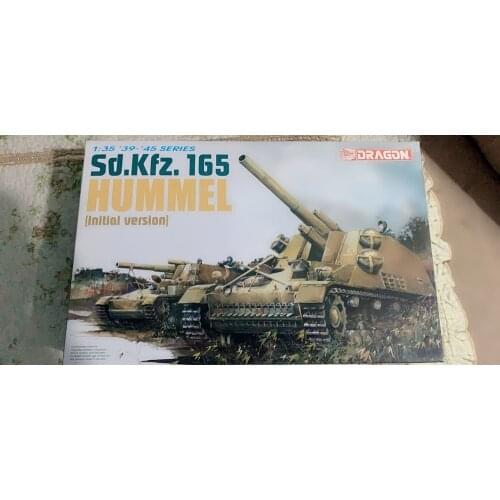 DRAGON 6150 1/35 Sd.Kfz. 165 HUMMEL Initial version plastic model kit