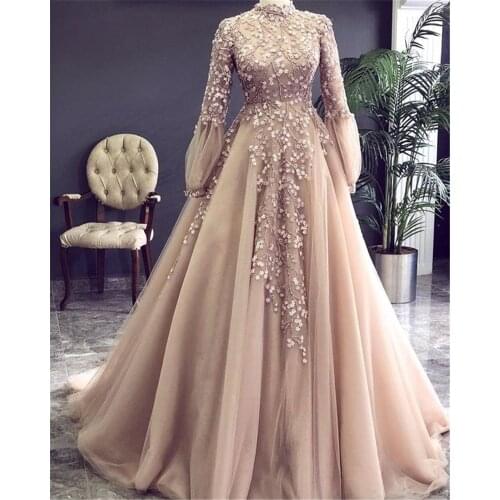 Custom Made Muslim Lace Wedding Dresses High Neck Long Sleeve Middle East Islamic Bridal Gowns