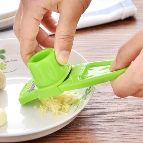 Multitool Ginger Garlic Press Grinding Slicer Cutter Kitchen Tools