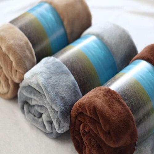 100% Polyester Super Soft Plush Throw Blanket For Sofa Portable Coral Fleece Small Blanket On Sofa Warm