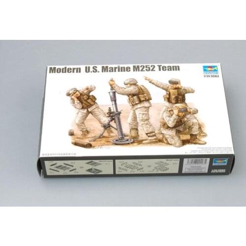 Trumpeter 1/35 00423 Modern U.S. Marine M252