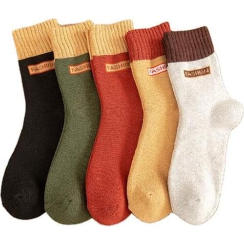 New Autumn And Winter Warm Womens Socks Thickened Plus Velvet Personality Trend Casual All-match Cotton Womens Stockings