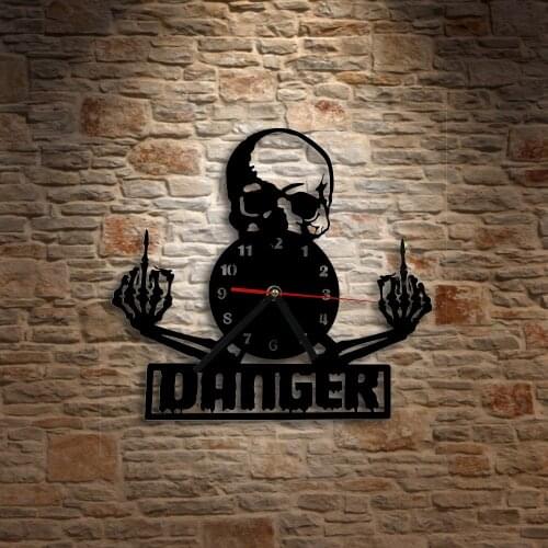 Middle Finger Skull Vintage Wall Clock Creative 3D Time Clock Punk Skull Handmade Art Wall Home Decor House Clock Wall