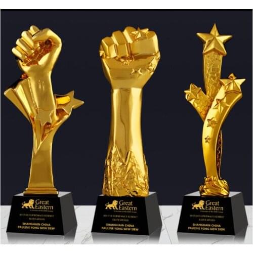 Dream Star Brilliant stars cooperation Hand Gold-plated Resin decoration customized trophy crafts Free engraving World Cup