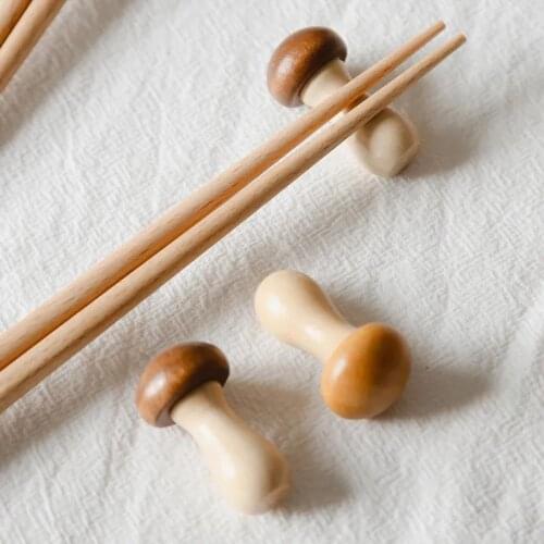 2Pcs Chinese Style Chopstick Mushroom Storage Rack Chopsticks Holder Realistic Nice Gift Wooden Korean Japenese Kitchen Supplies