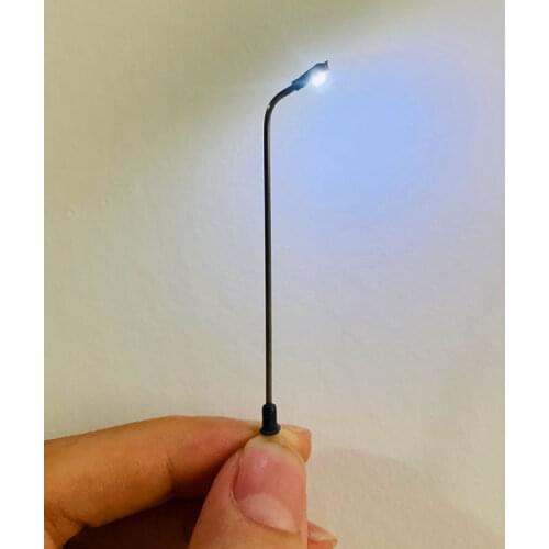 2/PCS HO N Scale Model Railway Train Lamp Post Street Lights LED 3V Modern Style Boulevard/Highway/Parking Area Lights/Layout