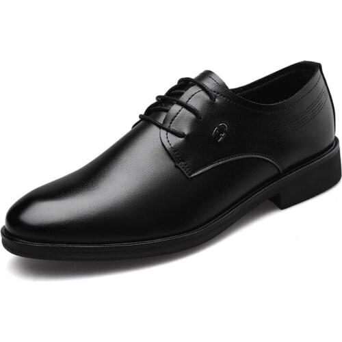 2021 Early Autumn New Fashion Mens Dress Shoes Pointed Toe Slip-on Solid Colors Comfortable Waterproof Suitable for Wedding