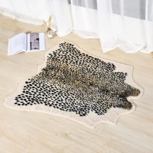 Animal Leopard Print Printed Faux Skin Leather Non-slip Home Carpet Floor Mat Bedroom Living Room Home Textile Decor 90x110cm
