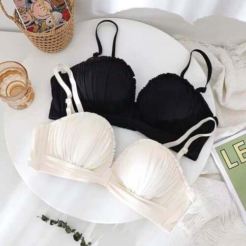 Japanese pure and lovely small breasts gather strapless and non-slip girls' rims-free underwear set adjustable bra panties set