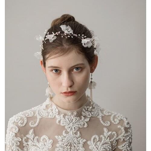 Romantic Sweetheart Bridal Headdress Beads Organza Flower Headband Earrings Set for Wedding Perform Studio Travel Photo O338