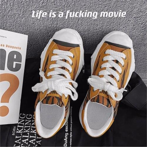 Autumn Zebra Canvas Shoes Men Fashion Trainers Mens Casual Sneakers High Quality Unisex Jogging Shoes Man zapatillas hombre