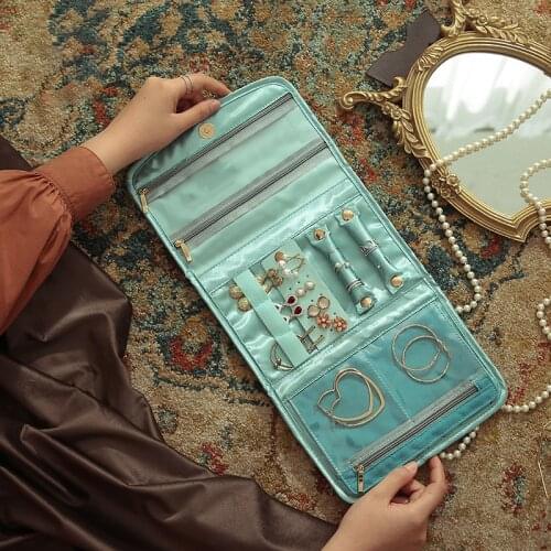 Women Travel Jewelry Organizer ∙ Foldable Roll for Necklace Bracelets Earrings ∙ French ∙ Compact Jewelry Clutch Storage HJ3H6