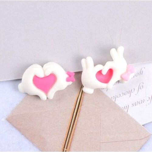 10Pcs Mini Lovely Heart Hand Resins Craft Flatback Cabochon Scrapbook Kawaii DIY Embellishments Accessories L2297