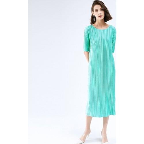 Issey miyake pleated dress women summer 2021 new light sense aura skinny niche elegant office lady long skirt women clothing