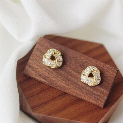 New Retro Simple Crystal Twist Knotbow Stud Earrings For Women Punk Gold Color Personality Ear Piercings Female Fashion Jewelry