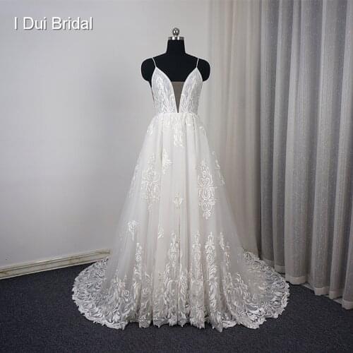 Spaghetti Strap Wedding Dress New Classic Unique Lace Appliqued Bridal Gown