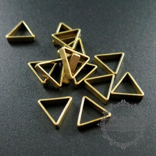 8x2.2mm vintage style raw brass triangle DIY pendant charm wire supplies findings 1800201