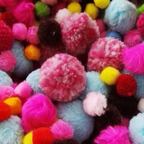 100pcs Random Mix Colorful Pompoms DIY Dolls Garment Handmade Material Soft Fluffy Pom Poms Ball For DIY Kids Toys Accessories