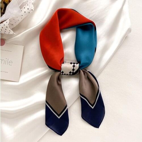 New 2021 Silk Neck Scarf for Women Square Foulard Scarfs Female Hairband Designer Print Office Lady Neckerchief Bandana Scarves