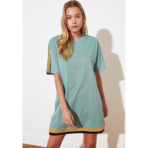 Trendyol With Color Block Knit Dress TWOSS21EL2321