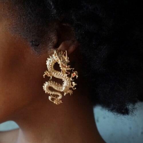 Retro Baroque Golden Dragon Stud Earrings For Women 2020 Exaggerated Statement Earrings Girls Personality Cool Earrings Jewelry