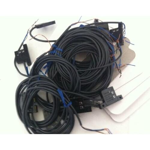 OMRON photoelectric sensor E3HF-1DE2