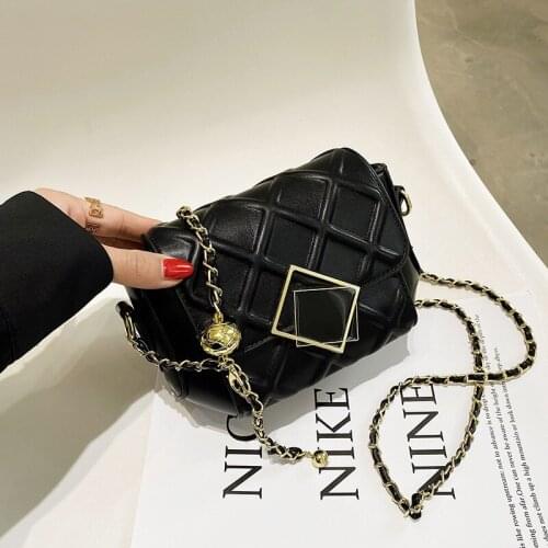 Ladies diagonal small bag 2021 new trendy fashion small gold bead chain bag soft leather pu embossed diamond bag shoulder bag