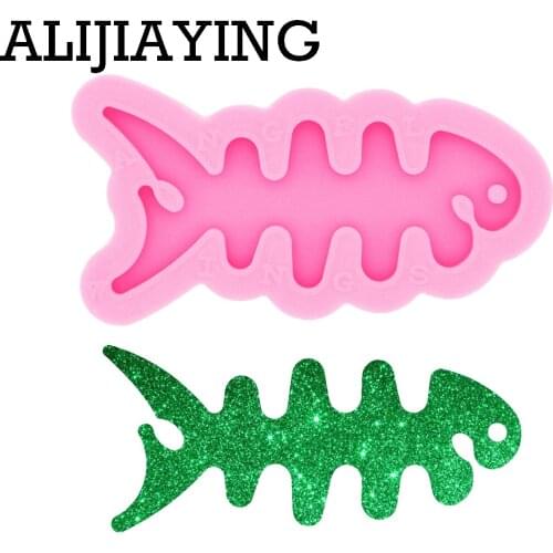 DY0471 Glossy earphone winder fish cord holder silicone keychain mold for Epoxy Jewelry Making DIY Crafts necklace