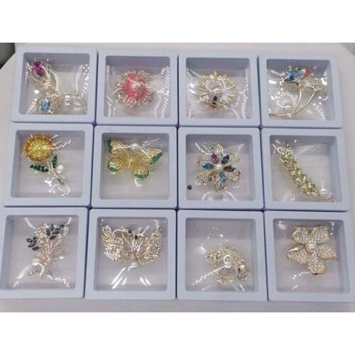 Wholesale 20 pcs various style fine real freshwater pearl brooches for women