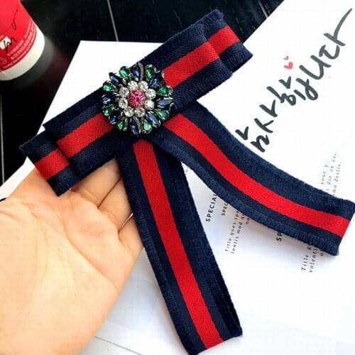 2019 New Korean Girl Simple Colorful Rhinestone Brooch Bow Tie for Women Fashion Suit Clothes Shirt Corsage Collar Accessories