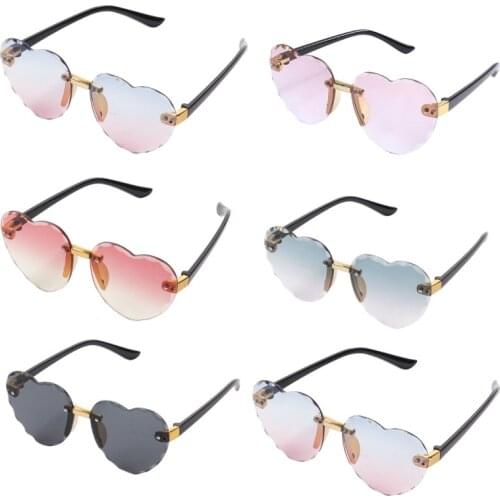 2021 New Childrens Sunglasses Peach Heart Love Style Gradient Color Lightweight Sunscreen Sunglasses