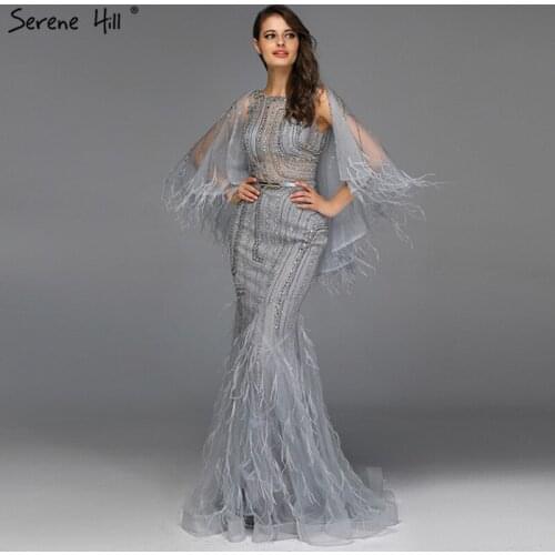Grey O-Neck Feathers Crystal Prom Dresses Dubai Design Sleeveless Luxury Sexy Prom Gowns 2020 Serene Hill BLA70153