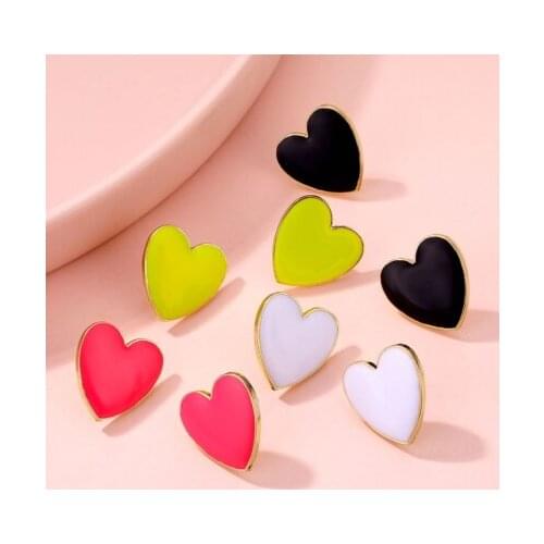 2021 Street Style Black White Pink Yellow Heart Stud Earrings For Women Cute Lovely Love Heart Statement Earring Korean Jewelry