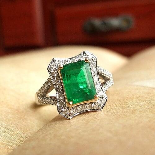 Solid 18K Yellow Gold 1.2ctw Colombian Moissanite Green Emerald Halo Ring Accent Luxury Fine Gold Jewelry For Women