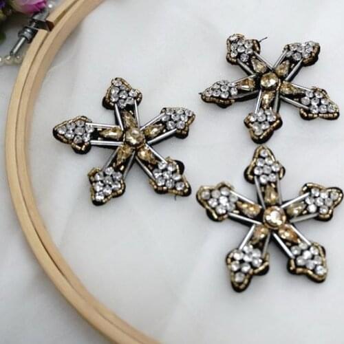 5PCS / Lot Cherry Flowers Lace Applique DIY Handmade Clothes Patch Embroidery Jeans Applique Craft Clutch Bag denim jacket